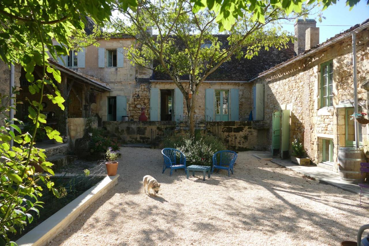 1 Rue Pasquet - 2 Double Rooms In The Main House Beaumont-en-Perigord Exterior photo