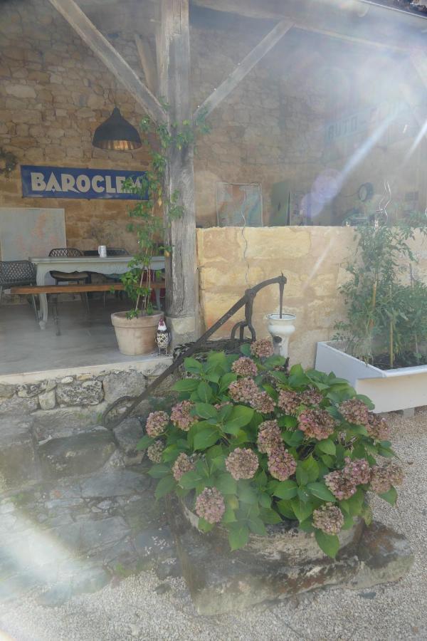 1 Rue Pasquet - 2 Double Rooms In The Main House Beaumont-en-Perigord Exterior photo