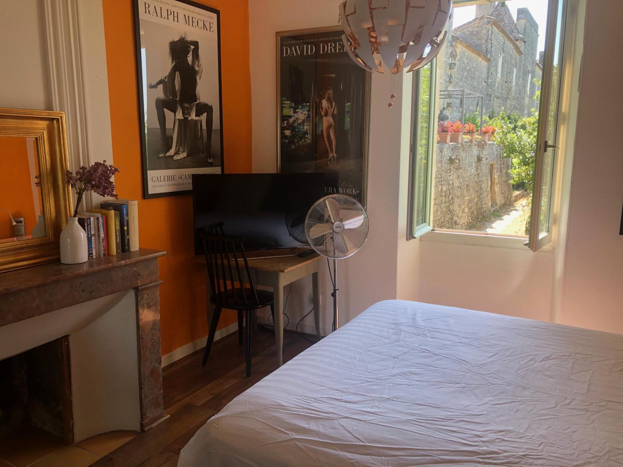 1 Rue Pasquet - 2 Double Rooms In The Main House Beaumont-en-Perigord Exterior photo